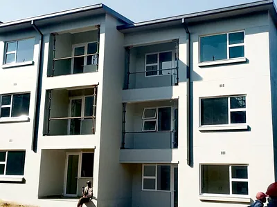 2 Bedroom Apartment For Sale in Randburg - img