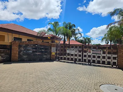 3 Bedroom House For Sale in Kimberley - cEZ4.webp