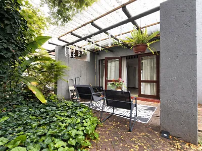 2 Bedroom Apartment For Sale in Randburg - img