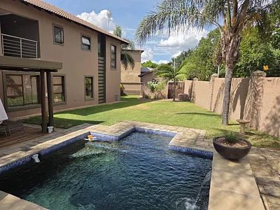 3 Bedroom House For Sale in Polokwane - qV83.webp