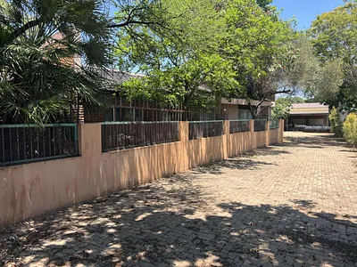 5 Bedroom House For Sale in Polokwane - ZoPa.webp