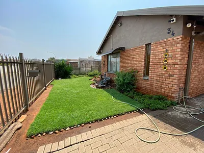 3 Bedroom House For Sale in Kimberley - GVbO.webp