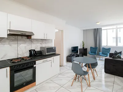 1 Bedroom Apartment For Sale in Cape Town - uszf.webp