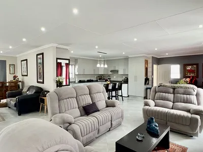 2 Bedroom House For Sale in Groot Brakrivier - nSLX.webp