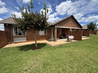 2 Bedroom Townhouse For Sale in Centurion - sNBS.webp