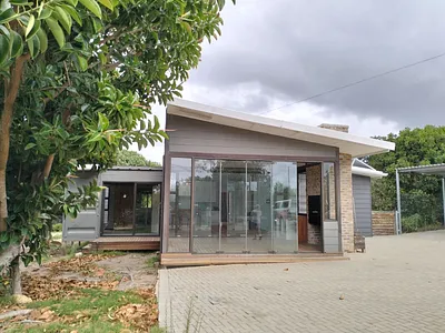 4 Bedroom House To Rent in Wilderness - img