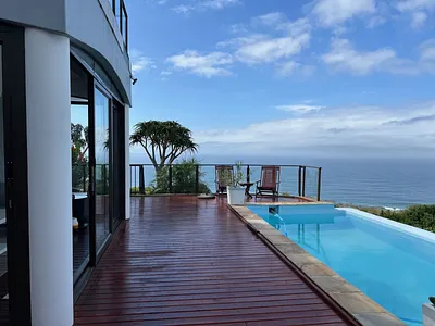 5 Bedroom House For Sale in Mossel Bay - u22W.webp