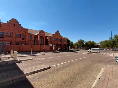 Commercial Property To Rent in Pretoria - pbiD.webp