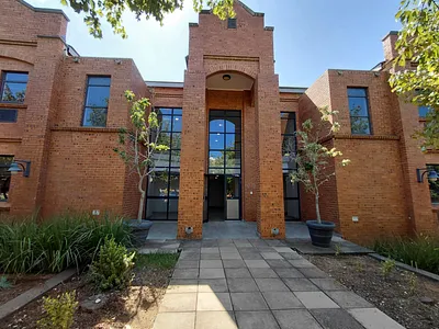 Commercial Property To Rent in Pretoria - UCy4.webp