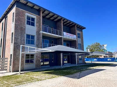 Apartment For Sale in George - R0H4.webp