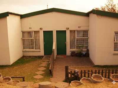 2 Bedroom Apartment For Sale in Randburg - PAka.webp