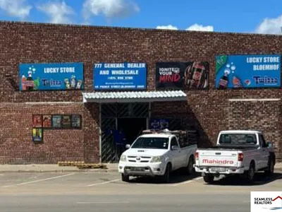 Commercial Property For Sale in Bloemhof - rEl6.webp