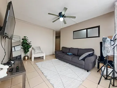 2 Bedroom Apartment For Sale in Pretoria - 4z7B.webp