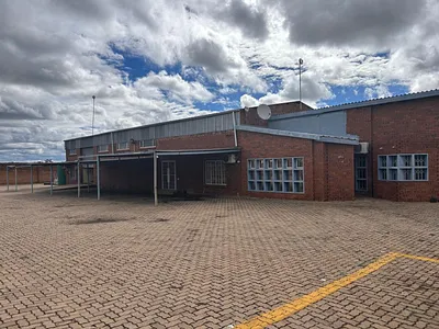 House For Sale in Polokwane - 1eMU.webp