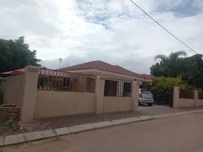 3 Bedroom House For Sale in Dendron - OnUk.webp