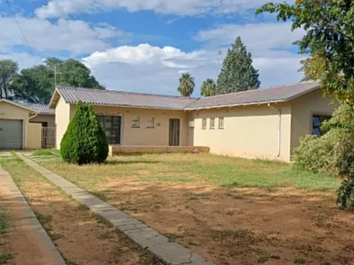 3 Bedroom House For Sale in Welkom - uVGT.webp
