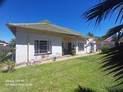 4 Bedroom House For Sale in Vierfontein - lVcO.webp