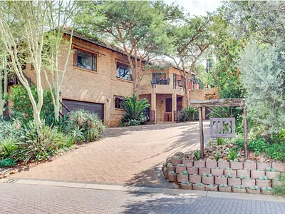 4 Bedroom House For Sale in Krugersdorp - P0MJ.webp