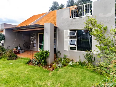 2 Bedroom House For Sale in Roodepoort - 07bQ.webp