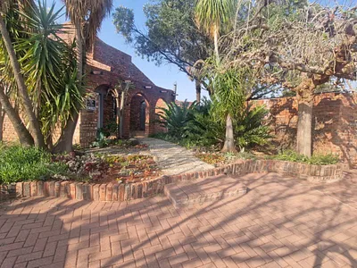 5 Bedroom House For Sale in Kimberley - img