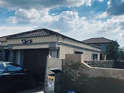 5 Bedroom House For Sale in Pretoria - ZXfa.webp