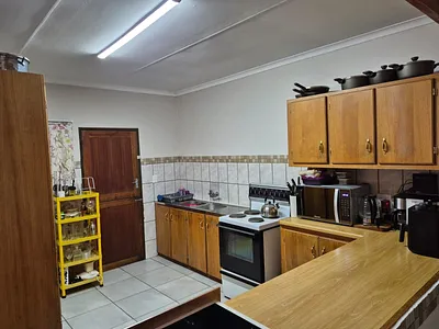 Townhouse For Sale in Kuruman - 8SMm.webp