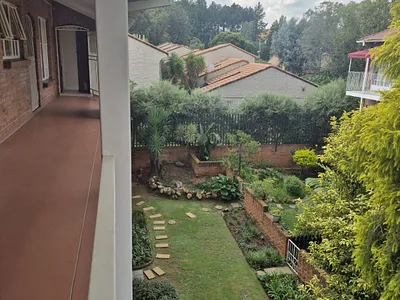 2 Bedroom Apartment For Sale in Sandton - NoD8.webp