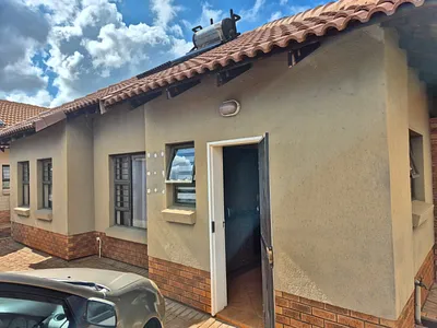3 Bedroom House To Rent in Kuruman - img