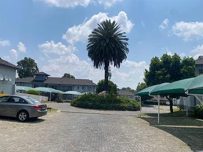 1 Bedroom Apartment For Sale in Randburg - kzO2.webp