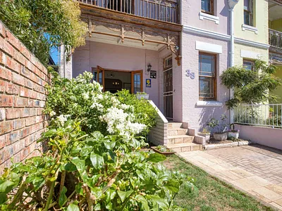 4 Bedroom House For Sale in Port Elizabeth - djuU.webp