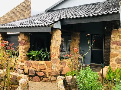 3 Bedroom House For Sale in Bronkhorstspruit - iY69.webp