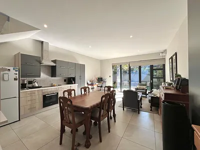 2 Bedroom Apartment To Rent in Pretoria - EK2E.webp