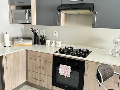2 Bedroom Apartment To Rent in Midrand - xWco.webp