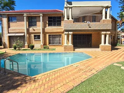 8 Bedroom House For Sale in Polokwane - img