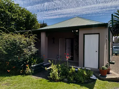 2 Bedroom Apartment To Rent in George - thjg.webp