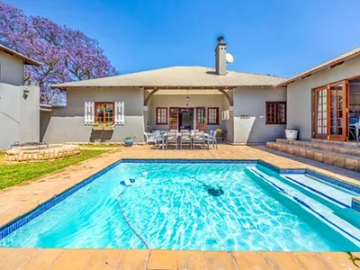 Commercial Property For Sale in Pretoria - KQ2c.webp