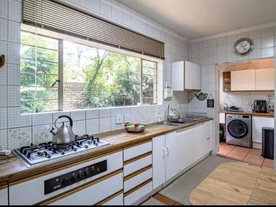 5 Bedroom House For Sale in Randburg - I3Fj.webp