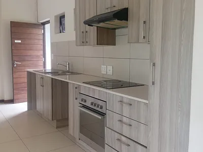 2 Bedroom Apartment To Rent in Roodepoort - vbyS.webp