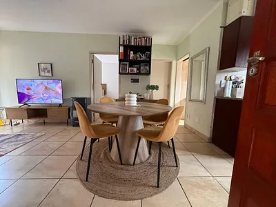 2 Bedroom Townhouse For Sale in Pretoria - ob5s.webp