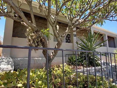 3 Bedroom House For Sale in Oudtshoorn - afvs.webp