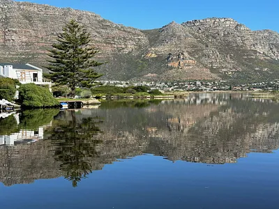 3 Bedroom House For Sale in Cape Town - Lvkc.webp