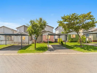 3 Bedroom House For Sale in Midrand - B4xP.webp