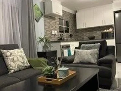 1 Bedroom Apartment To Rent in Sandton - o9kX.webp