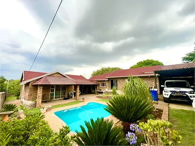 3 Bedroom House For Sale in Centurion - jnm6.webp
