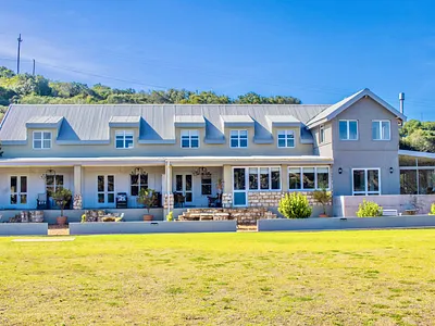 6 Bedroom House For Sale in Stilbaai East, Stilbaai - CI6F.webp