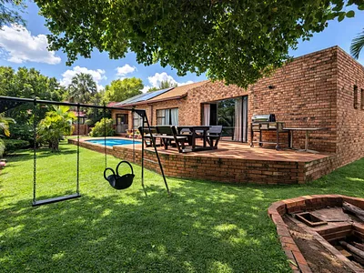 3 Bedroom House For Sale in Randburg - C29Z.webp