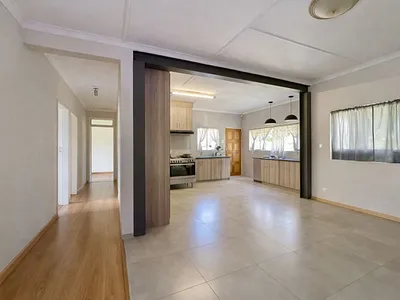 3 Bedroom House For Sale in Ermelo - IBZI.webp