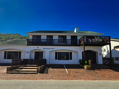 7 Bedroom House For Sale in Wilderness - VphM.webp