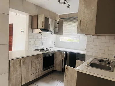 2 Bedroom Apartment To Rent in Sandton - img