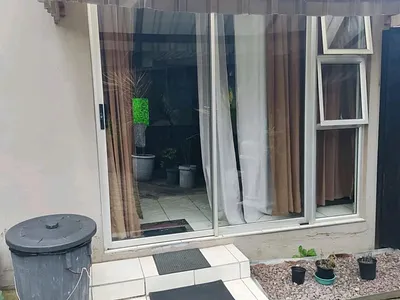 2 Bedroom House To Rent in Durban - tPT8.webp